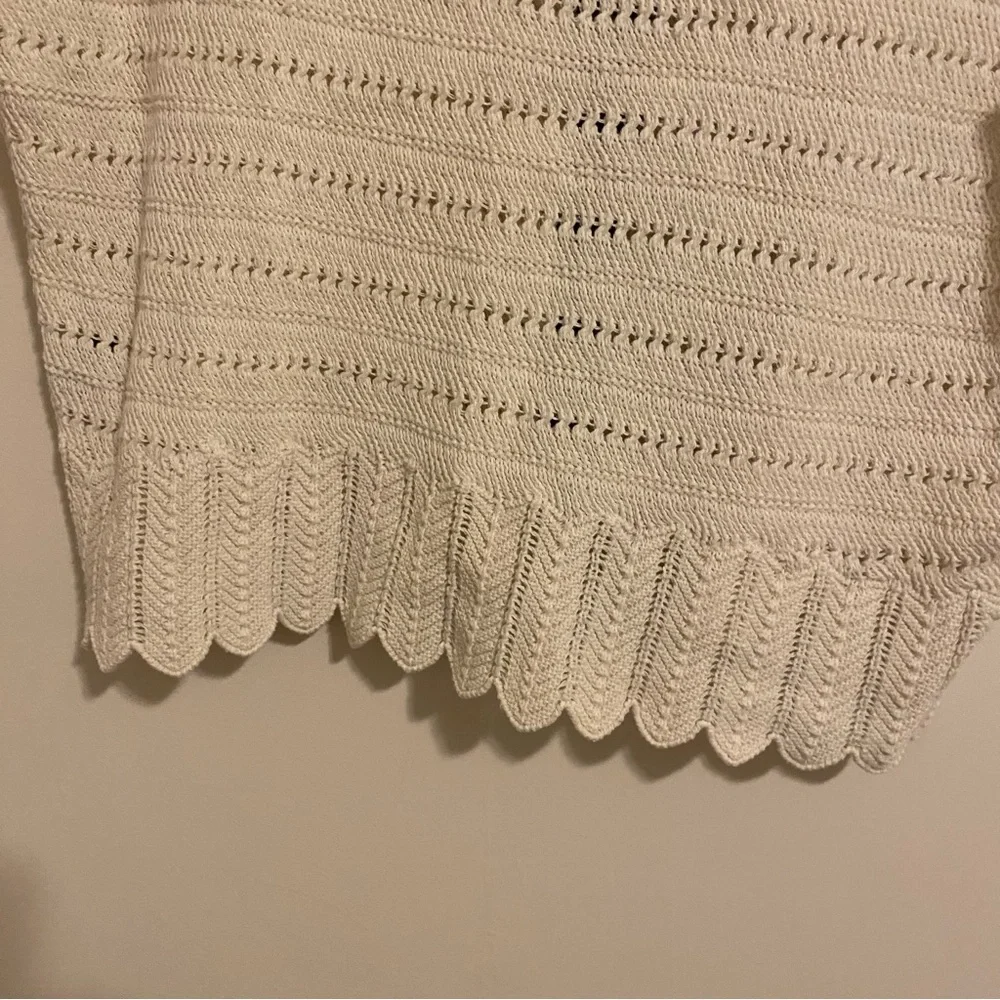 Torrid White and Black Crochet Button Front Tank size 2